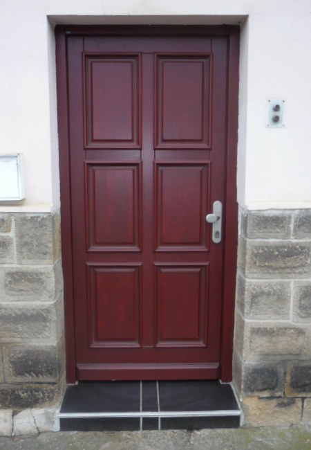 VCHODOVÉ DVEŘE – Řada „J“