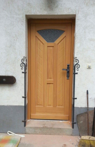 masivni-interierove-dvere-rada-R-exterier VCHODOVÉ DVEŘE – Řada „R“