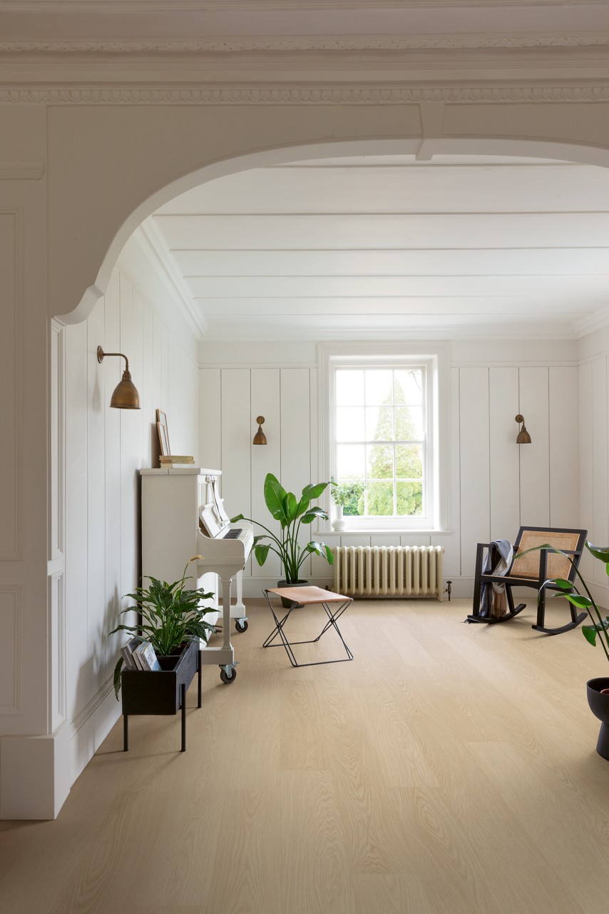 Dub máslový – ukázka v prostoru | vinylová podlaha RIGID – QUICK-STEP