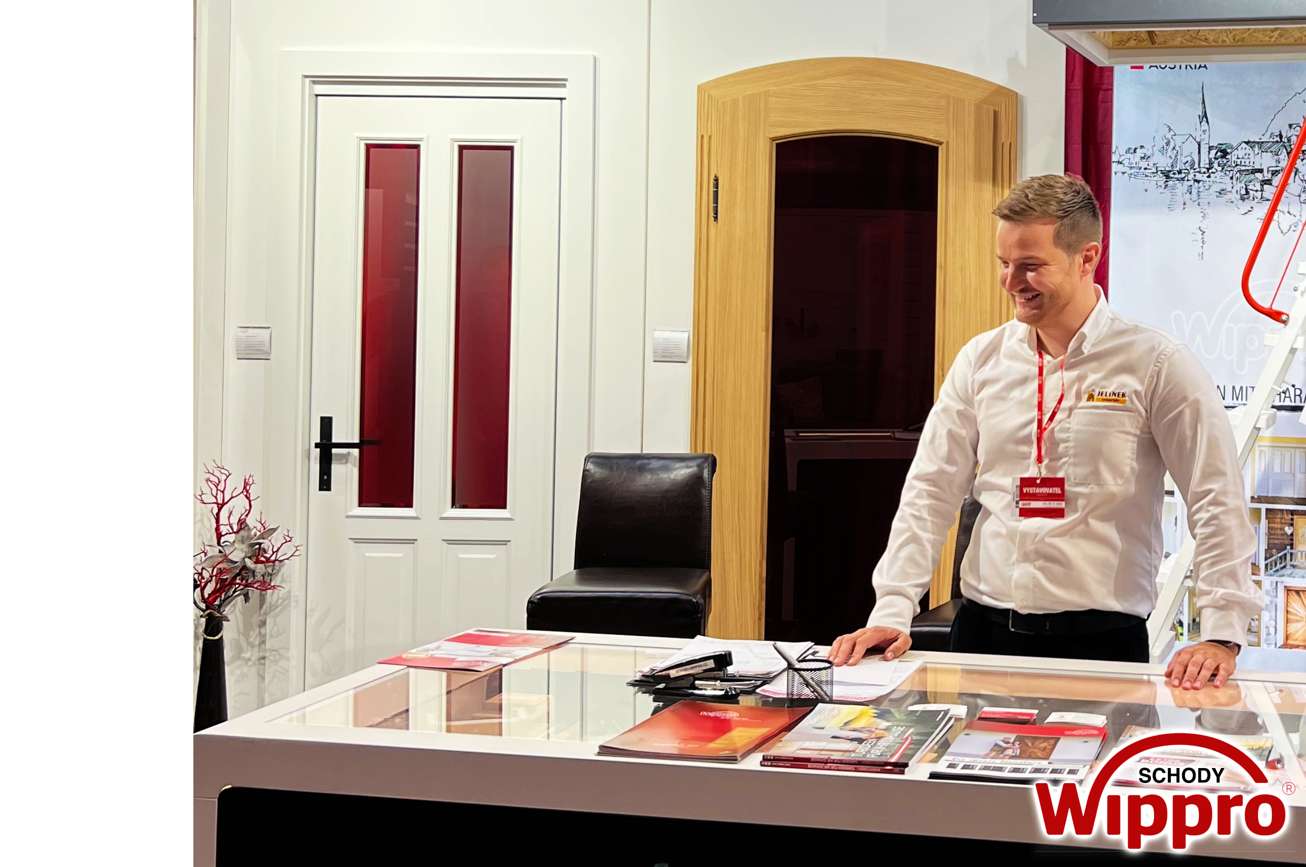 Zveme Vás na letošní ročník Stavebního veletrhu Brno! Vystavujeme ty nejzateplenější půdní schody na trhu, a masivní interiérové dveře od rakouského výrobce Wippro.